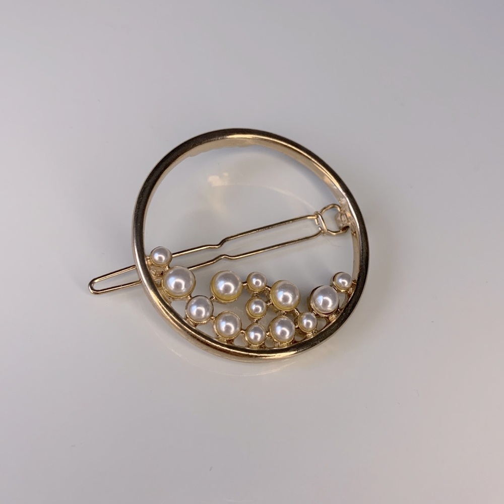 Pearl Hollow Circle Metal Hairpin in Gold - Hair Accessories, Academia, Coquette